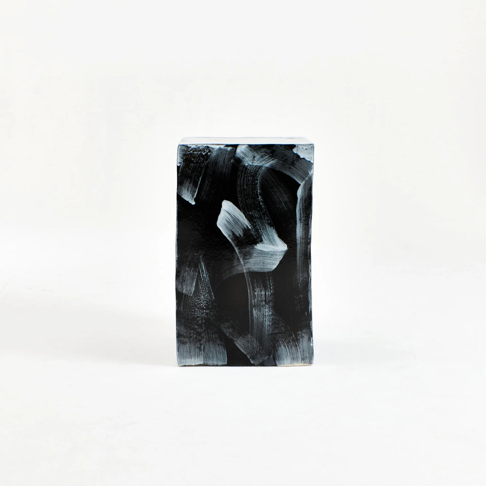 Geometric Black Table CSTG-02