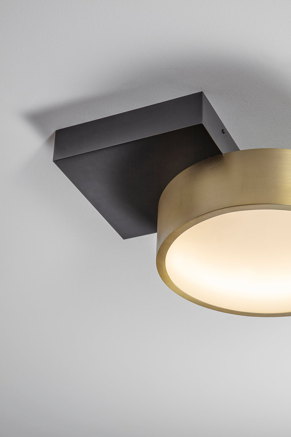 Square in Circle Ceiling Light