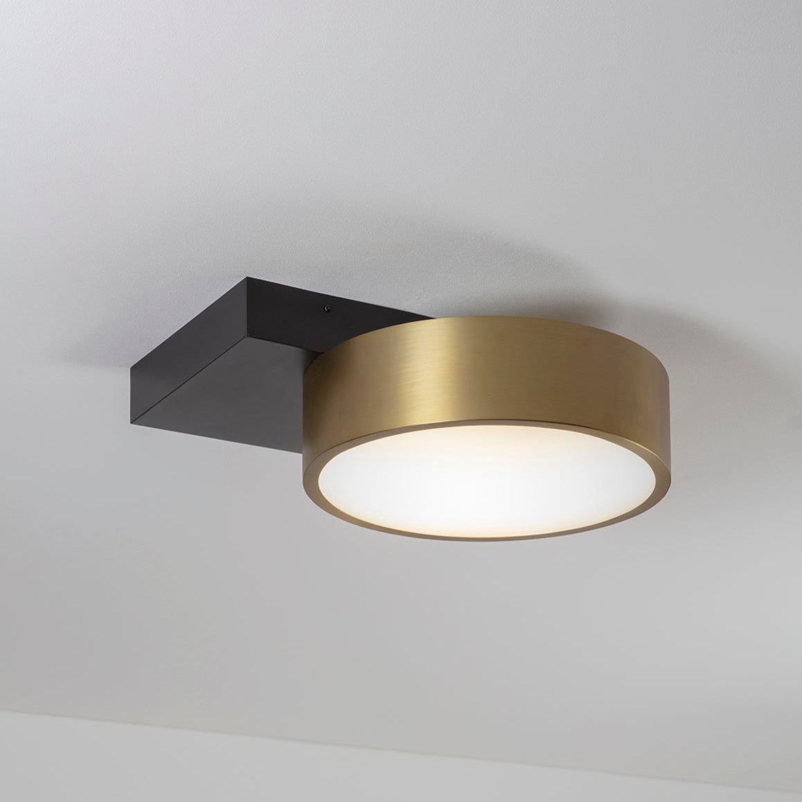 Square in Circle Ceiling Light