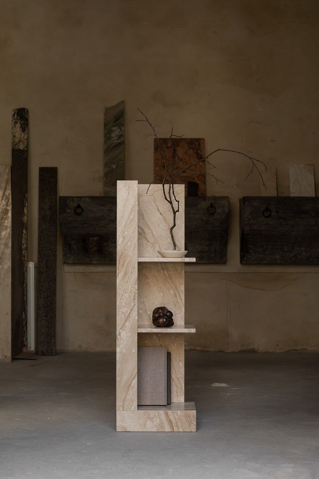 Cone Shelf Marble