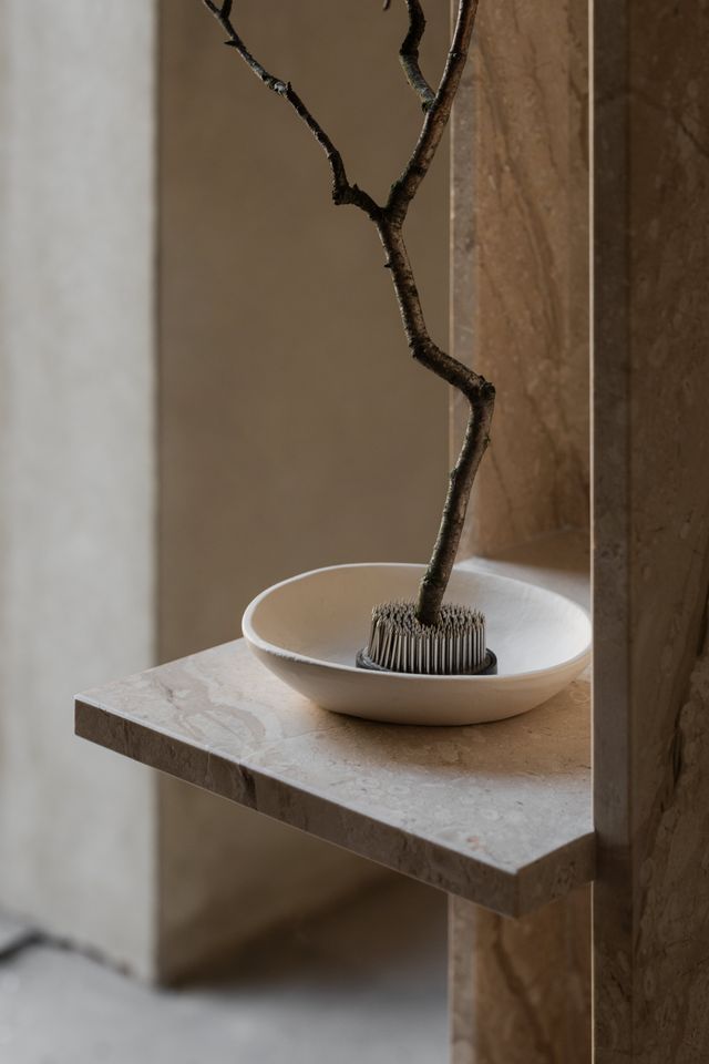 Cone Shelf Marble