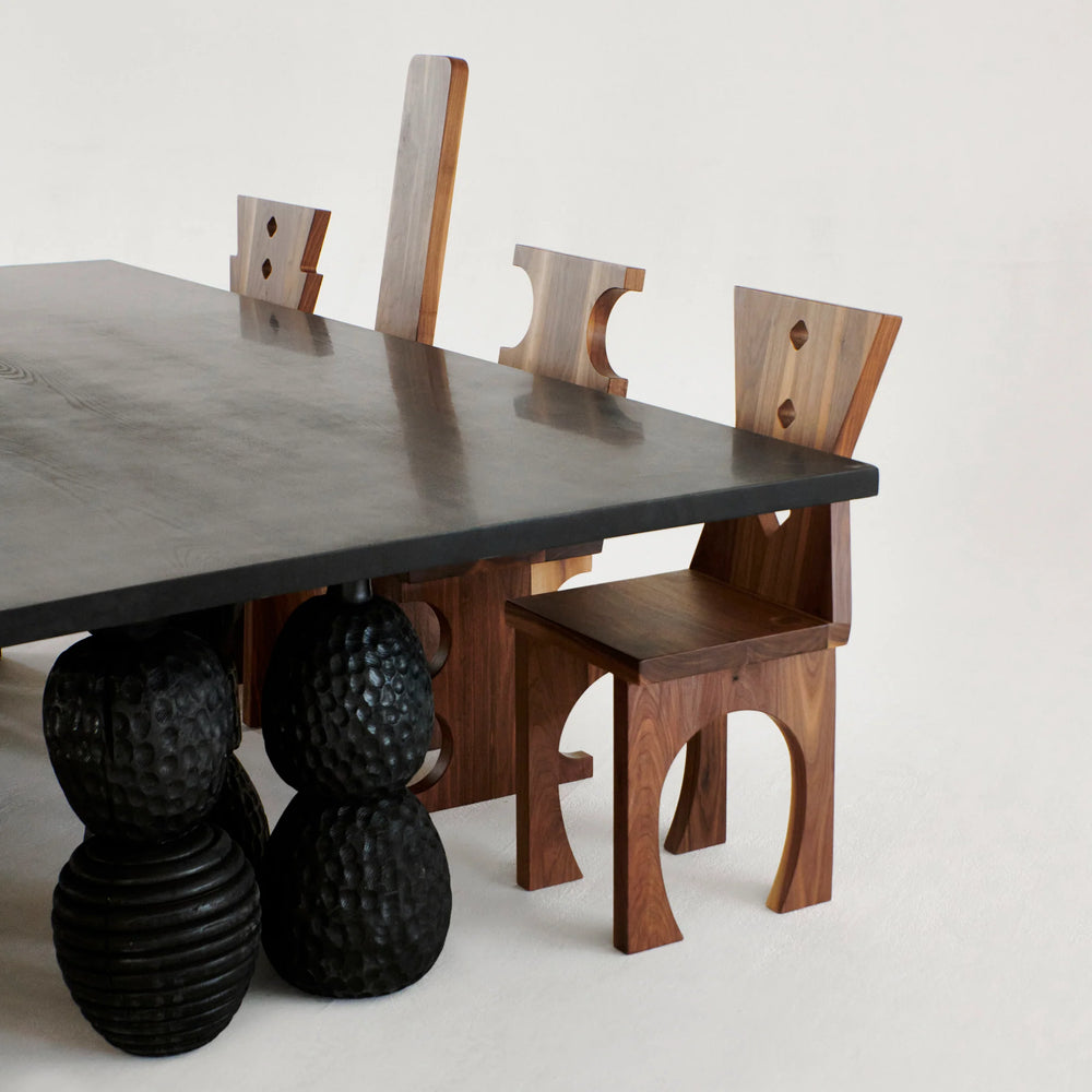 Menina Dining Table