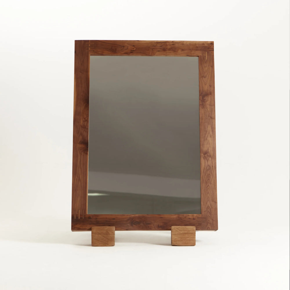 Ola Mirror