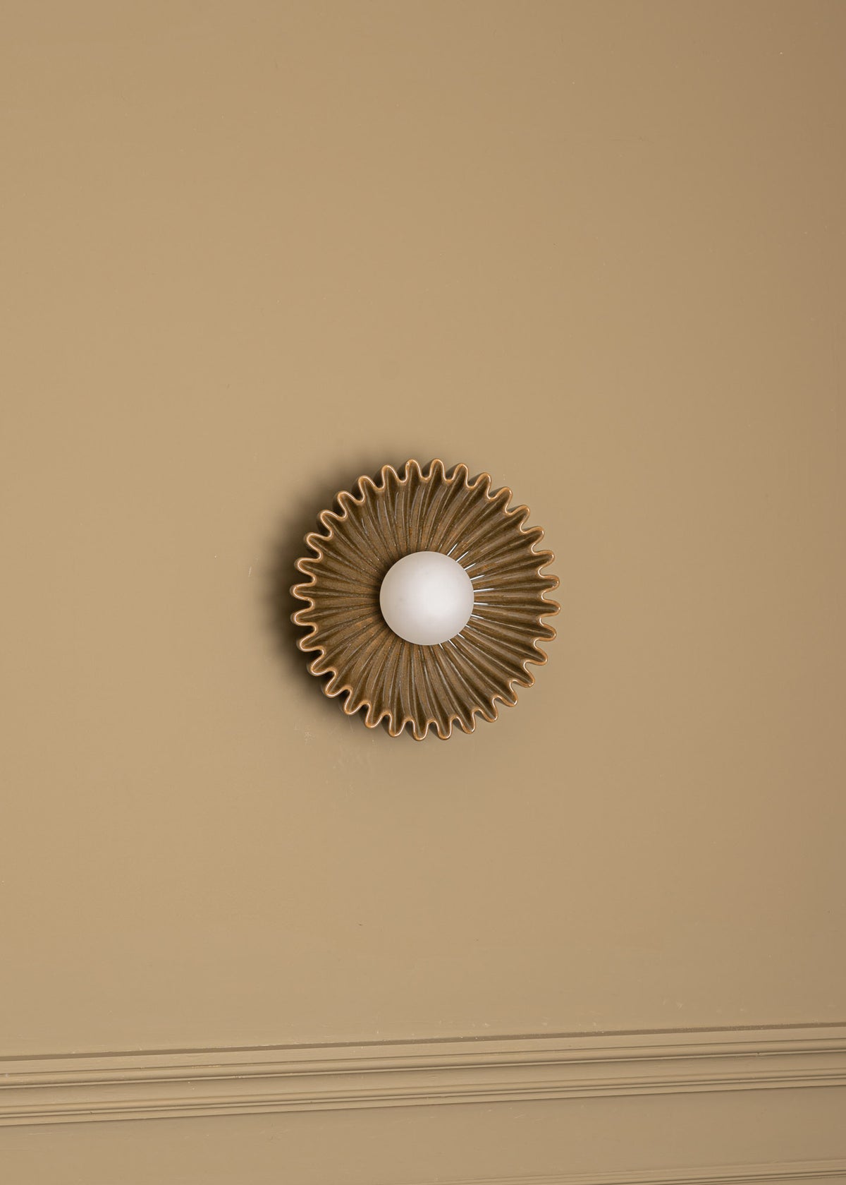 Ostro Wall Light
