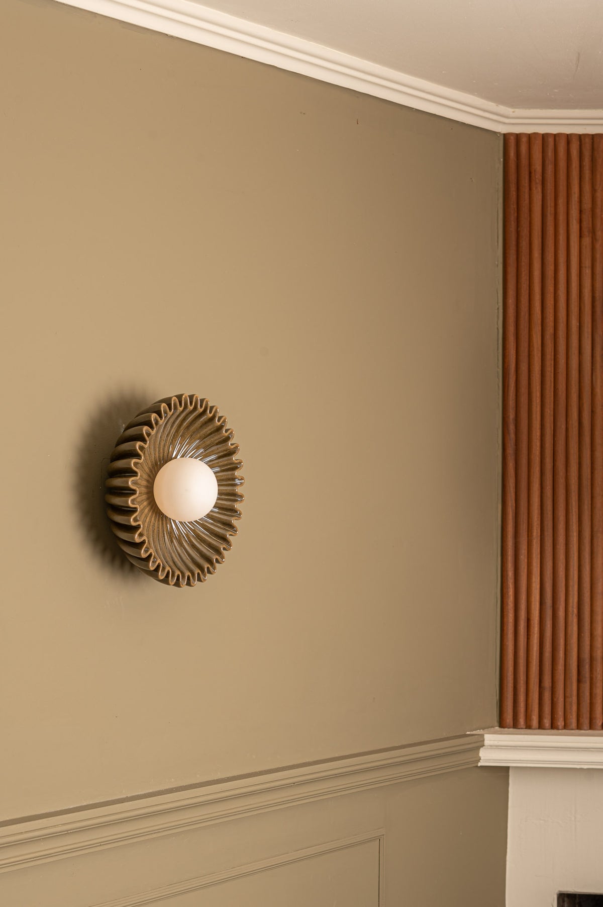 Ostro Wall Light