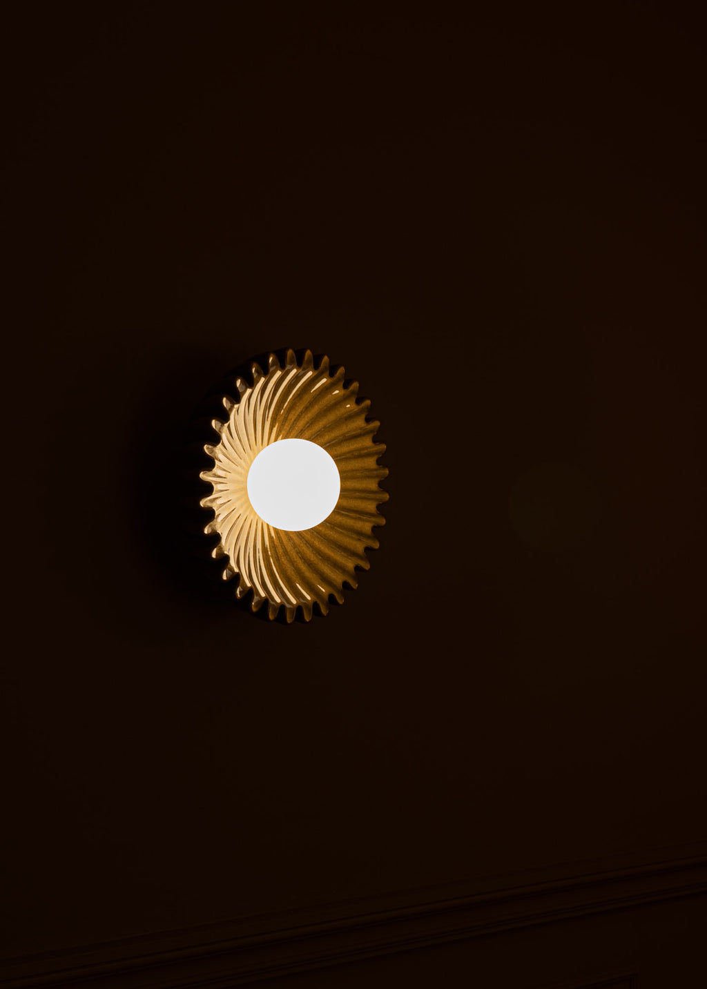 Ostro Wall Light