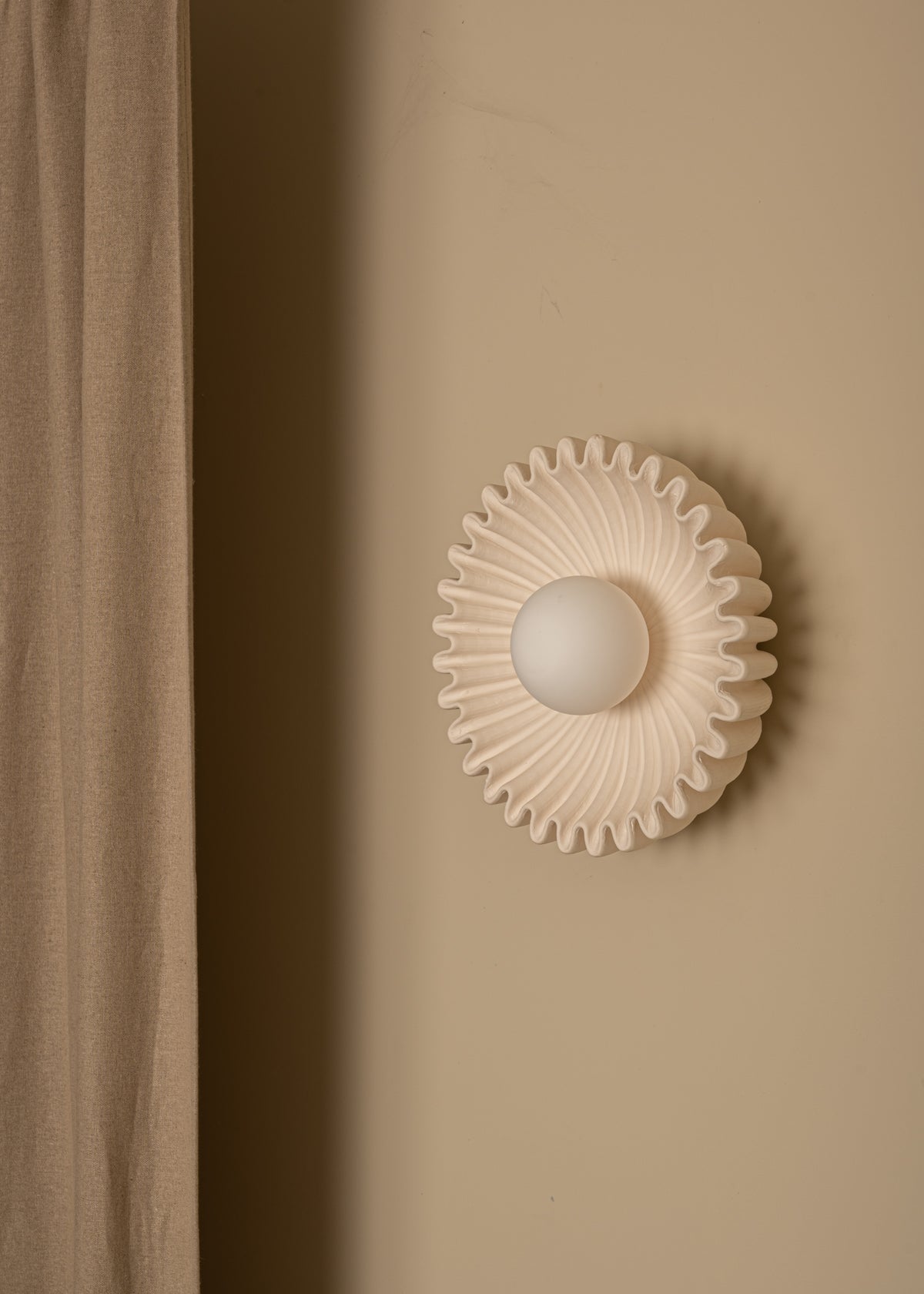 Ostro Wall Light