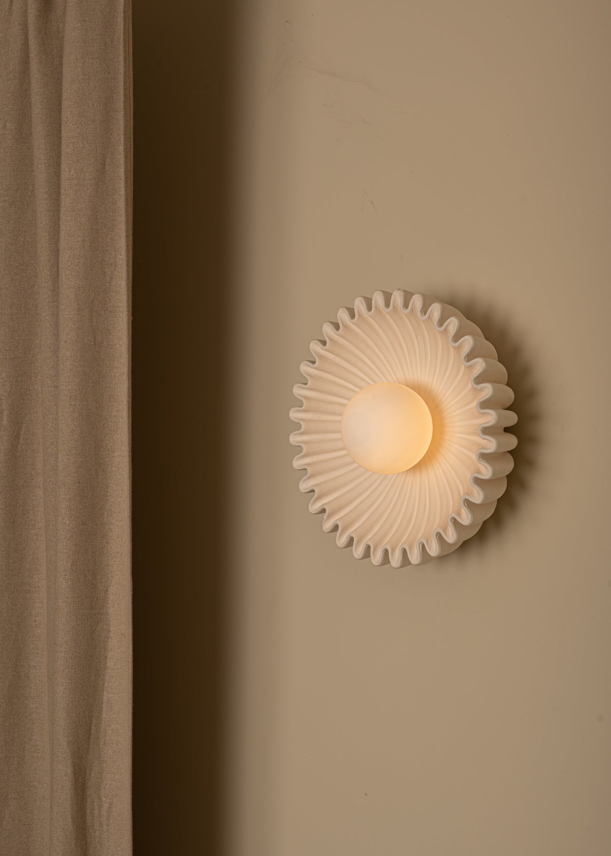 Ostro Wall Light