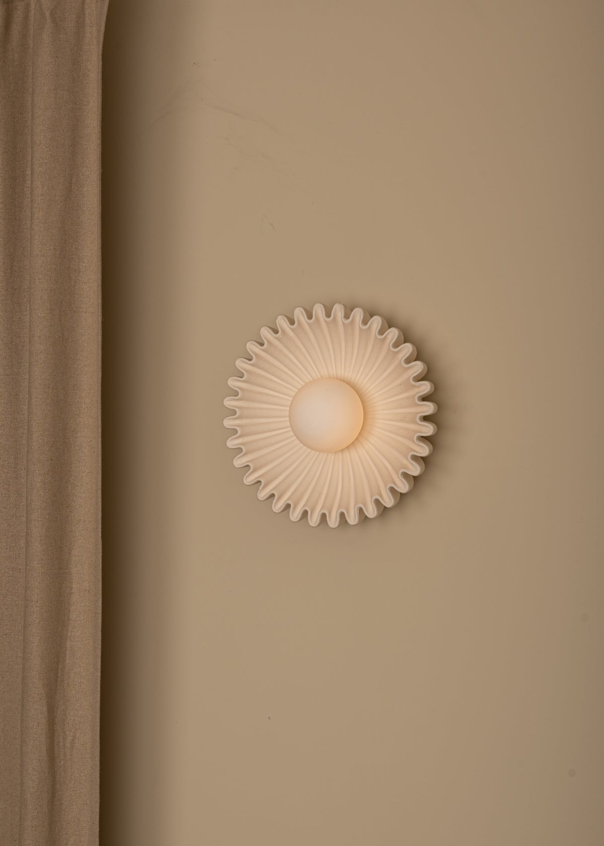 Ostro Wall Light