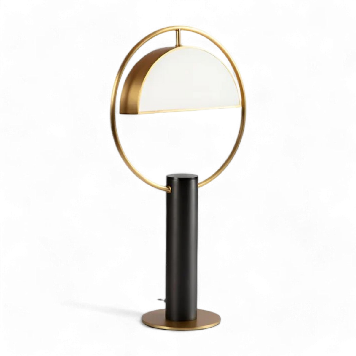 Half in Circle Table Lamp