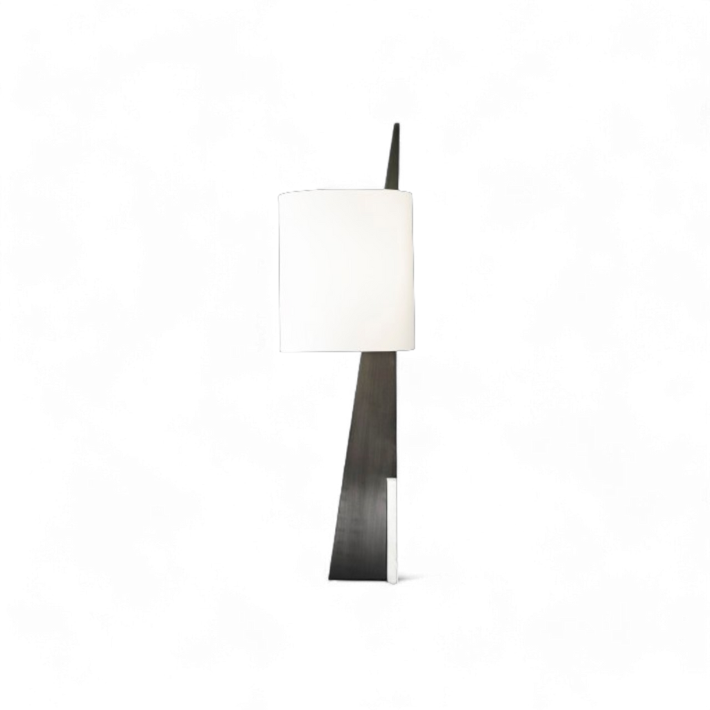 Cut Triangle I Floor Lamp