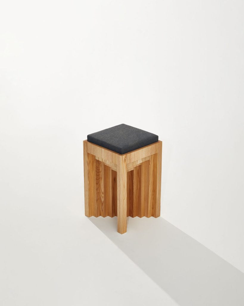 Throne Stool