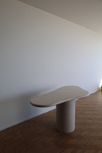 AKEMI Console Table
