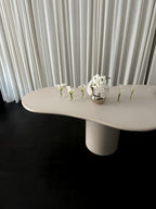 AKEMI Console Table