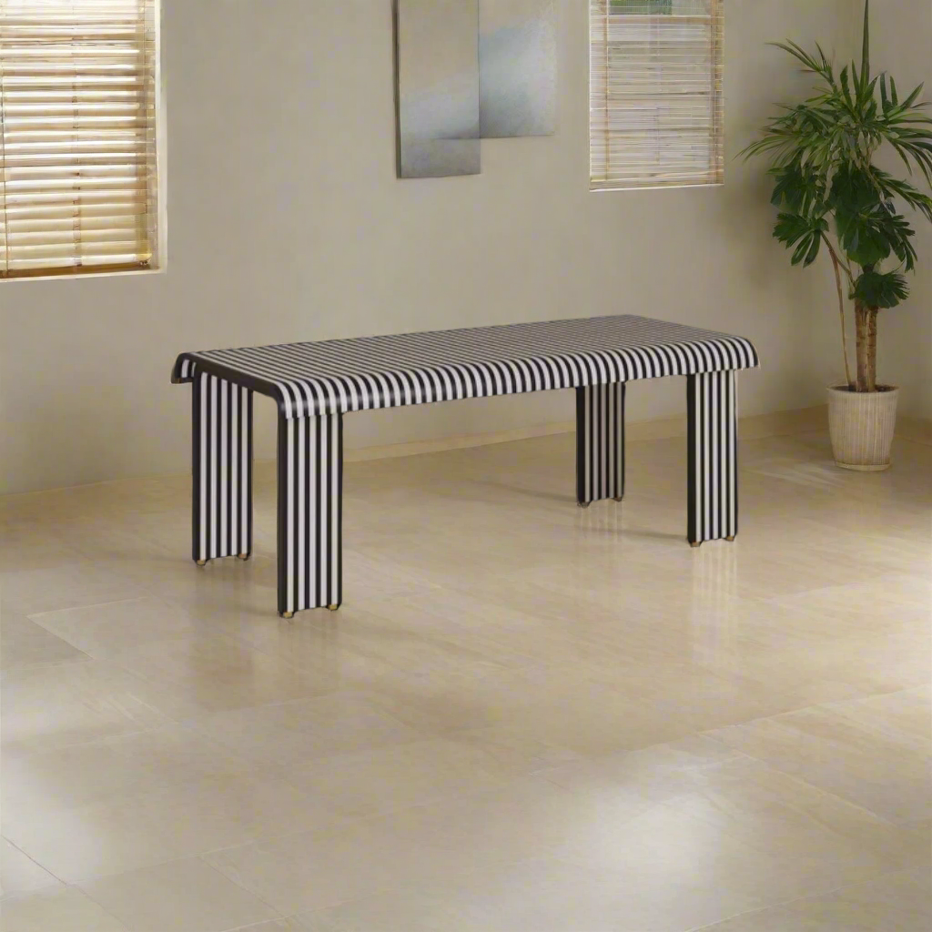 The Majestic Dining Table