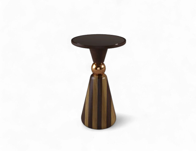 Sir Kuns Side Table